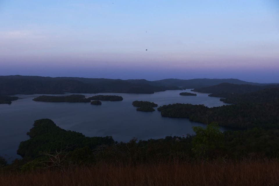 Talakalale Balancing Reservoir at dawn