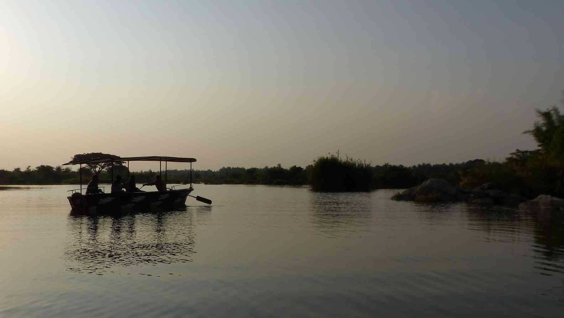 The last boat ride before the closing bell